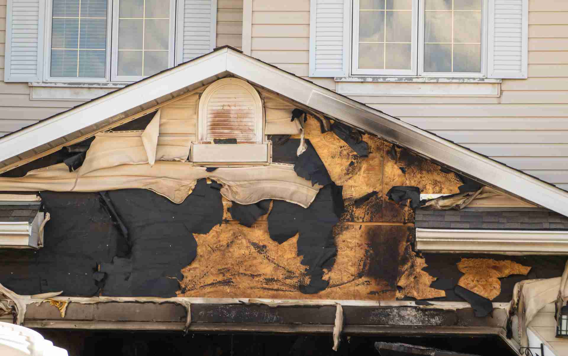 restoration-fire-house-damage